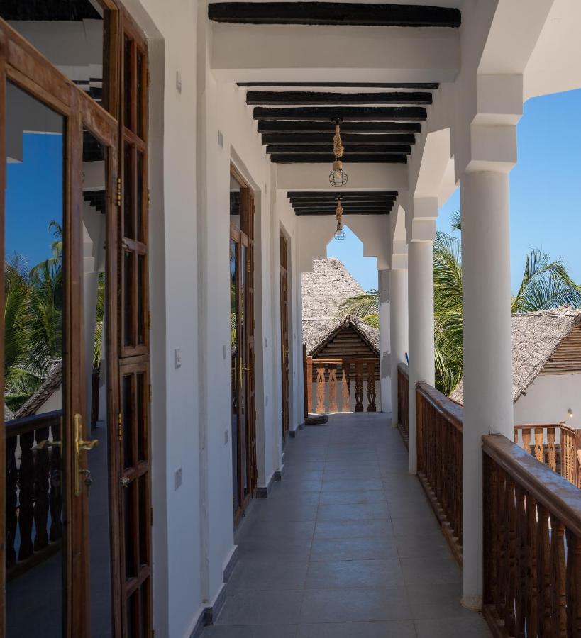 The New Blue Waves Hotel Jambiani  Εξωτερικό φωτογραφία